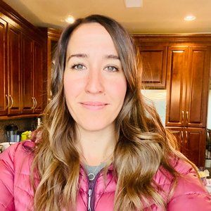 Meet your Posher, Stefanie